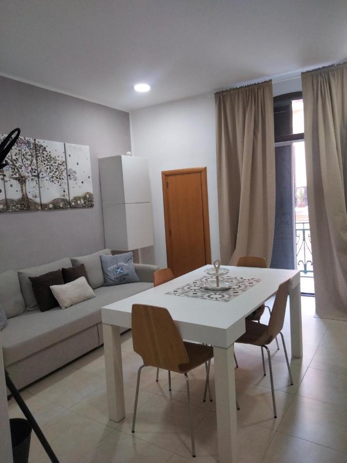 Casa Rita Apartment Бари Екстериор снимка